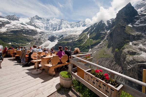 14. Lauterbrunnen, Swiss