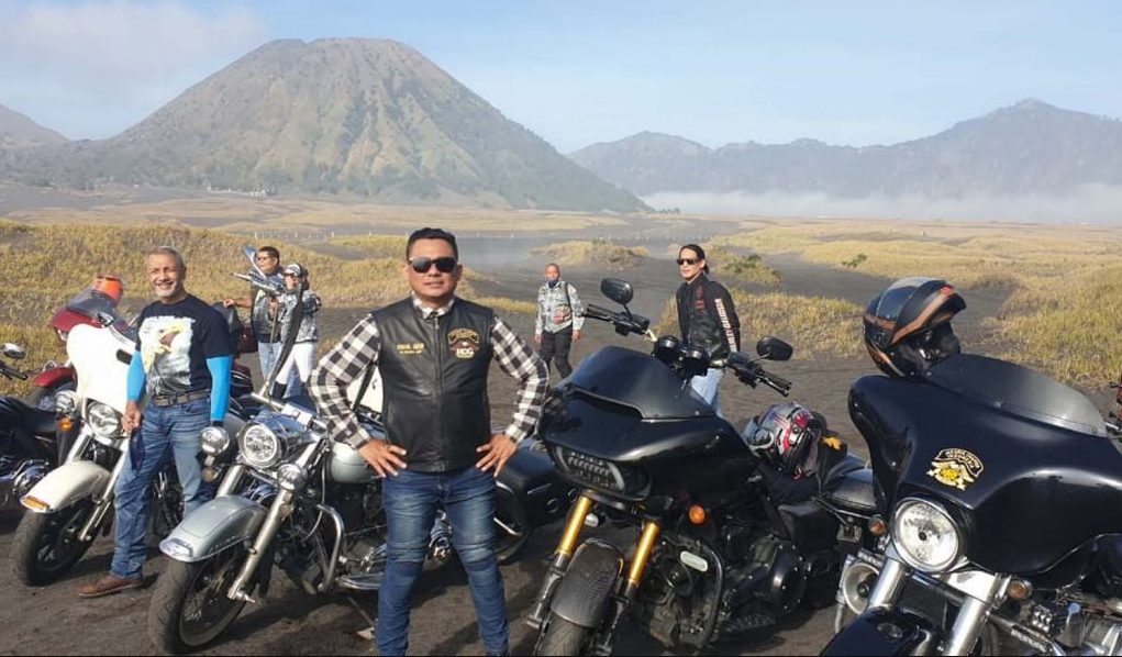 profil saiful anam lamongan mudik pakai lamborghini