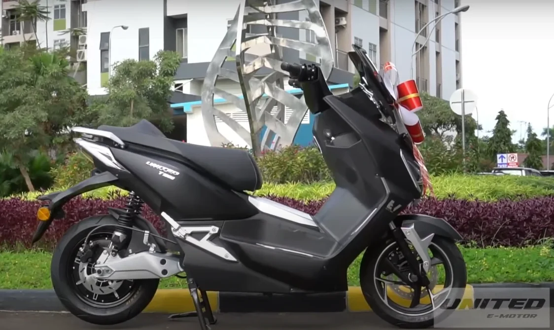 Motor Listrik United Motor T1800 indonesia 2021